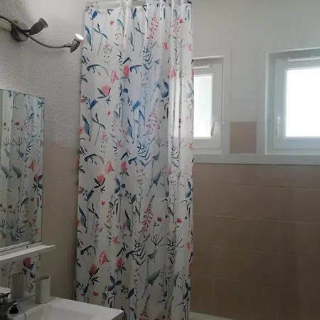 A Hyeres, Proche Et Port, Parking Et Wifi Inclus - Fr-1-335-200 Apartmán Hyères